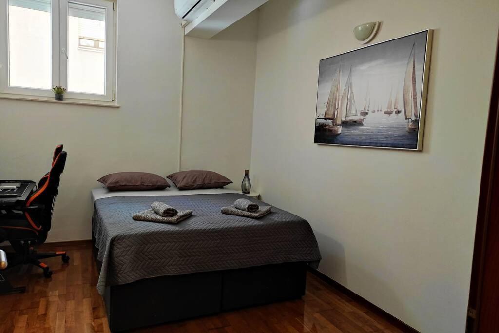 Spacious Apartment Near City Center And The Beach Σπλιτ Εξωτερικό φωτογραφία